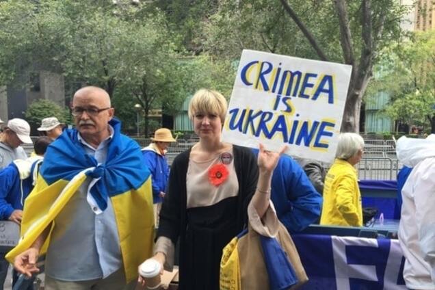 митинг против аннексии Крыма
