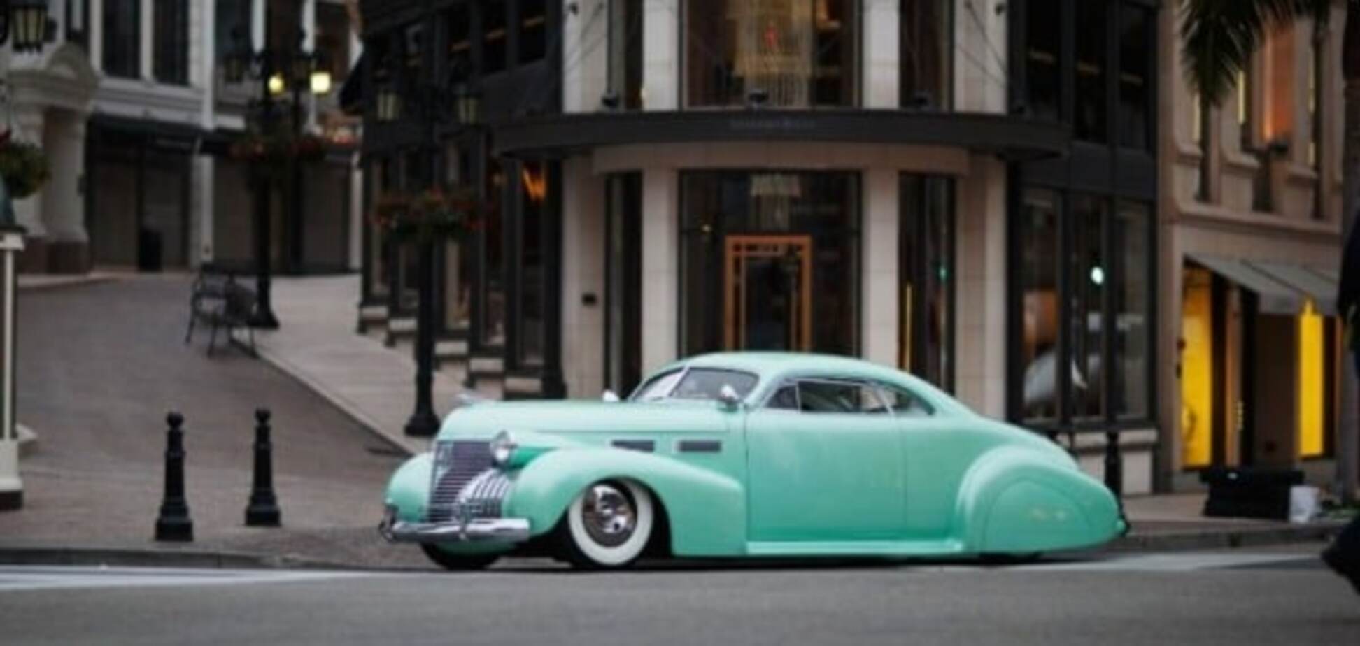 Потрясающая классика: топ-10 лучших в мире кастомных ретрокаров. Фото