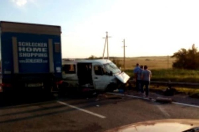 ДТП із мікроавтобусом у Ростовській області