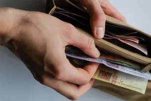 Зарплати в Україні