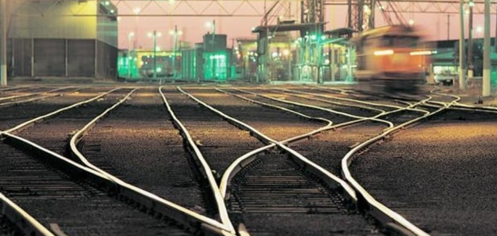 Кабмин 10 дней игнорирует предупреждения об угрозе обвала гривны-Галасюк