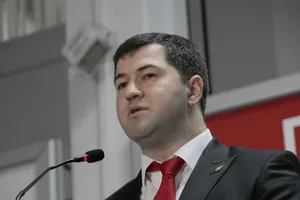Роман Насиров