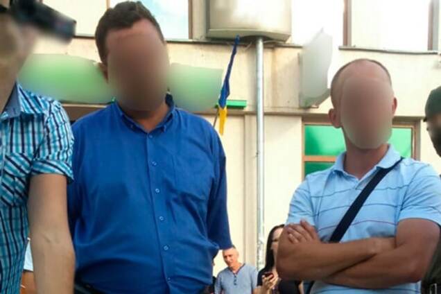 Сельский председатель попался на взятке