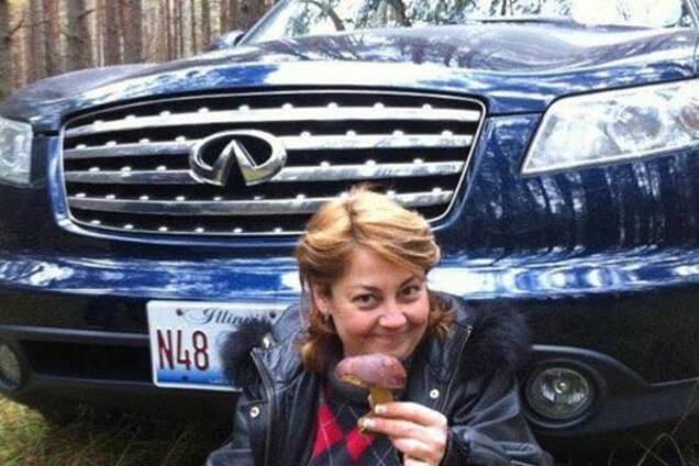 Женщина на Infinity