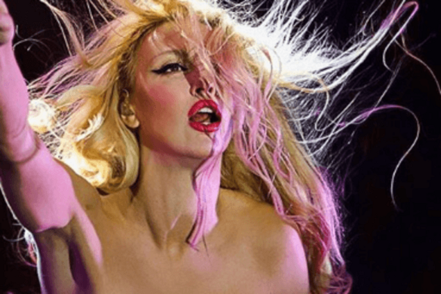 Оля Полякова