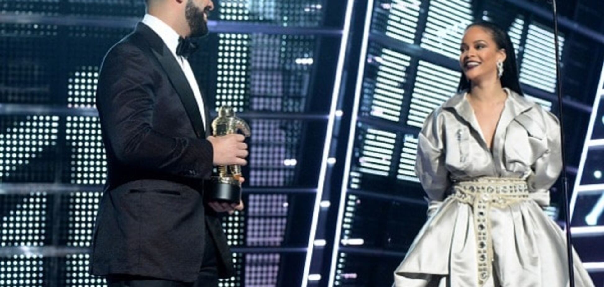 Дрейк, Рианна