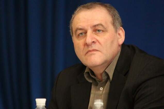 Евгений Захаров