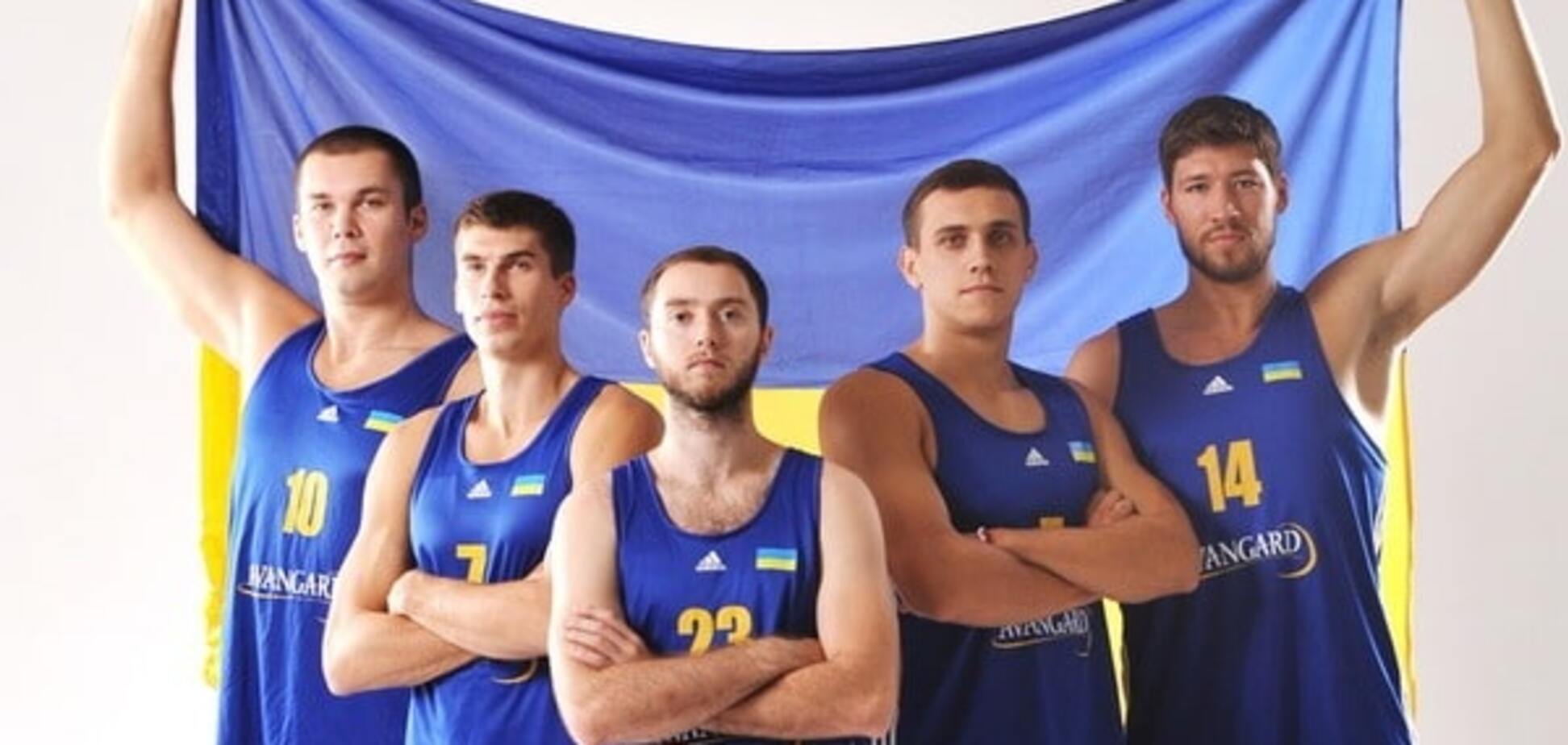 Игроки сборной Украины приняли участие в патриотичной фотосессии