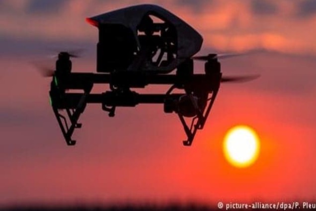 Небезпечна зустріч в небі: під Мюнхеном літак ледь не зіткнувся з дроном на висоті 1700 метрів