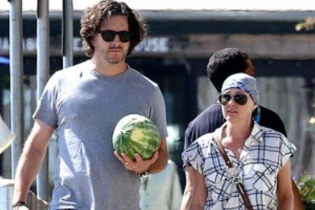 Шэннен Доэрти с мужем