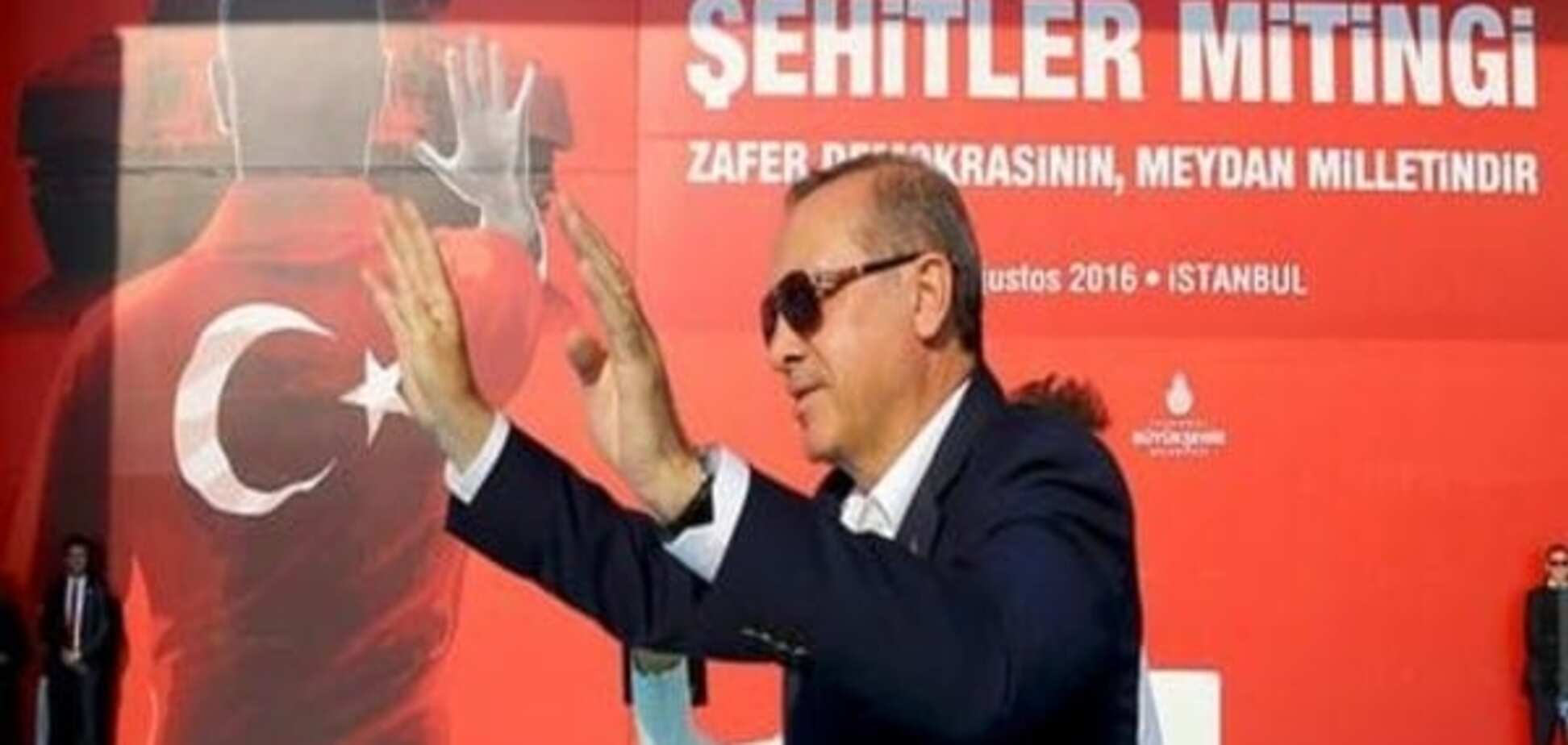 Масовий мітинг у Стамбулі: Ердоган обіцяє підтримати відновлення смертної кари