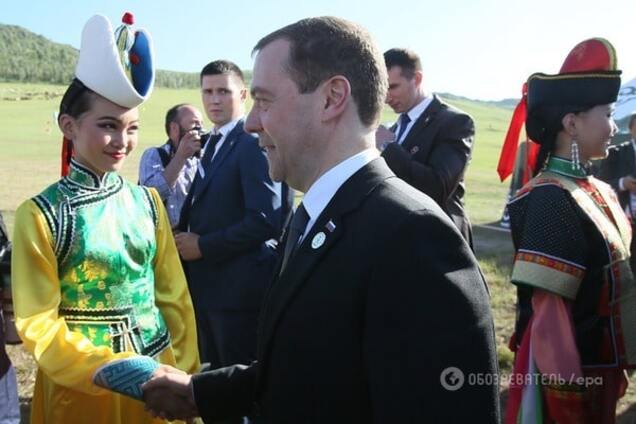 Как Медведев стал главным оппозиционером