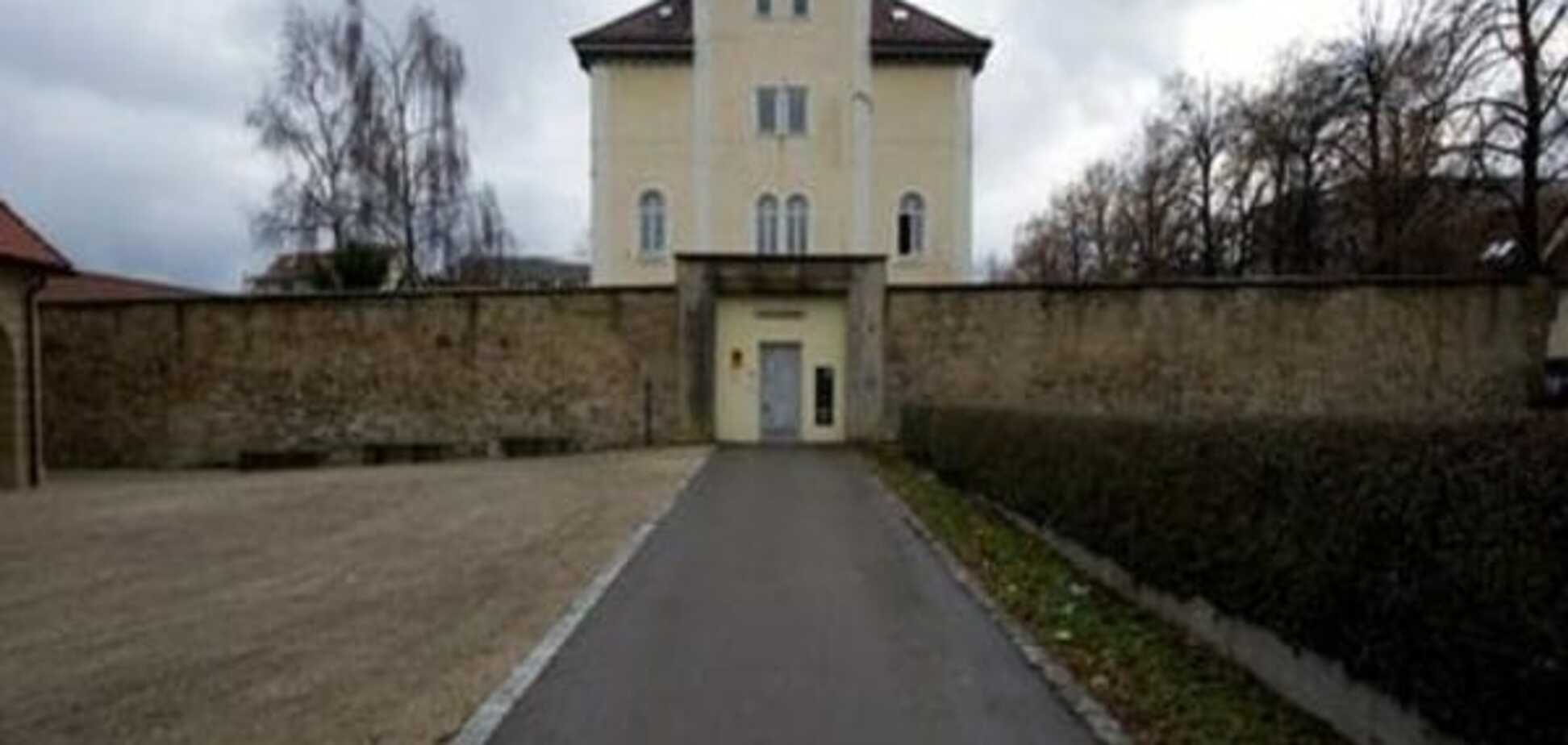 У Німеччині вистежили ще вісім підозрюваних у пособництві нацистам