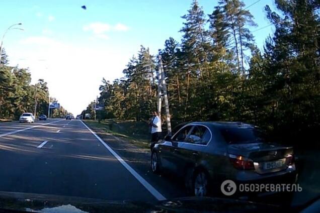 Водитель BMW