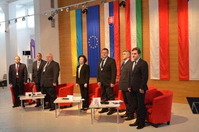 Проект 'Карпатська стратегія': в Кабміні прояснили мету гучного союзу країн