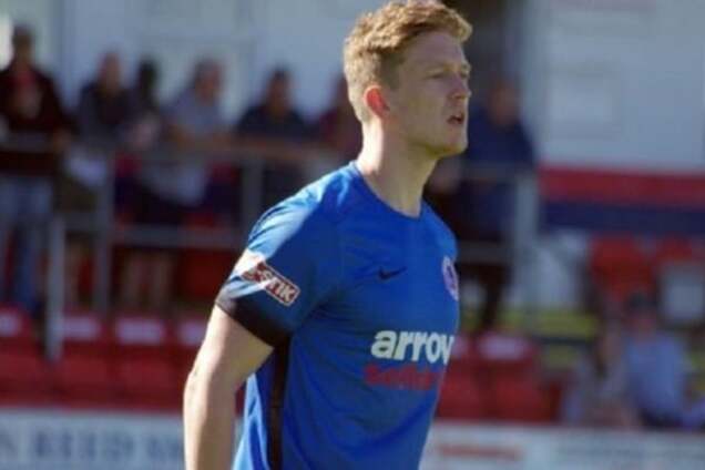 Трагедия в Англии: 26-летний футболист умер во время матча