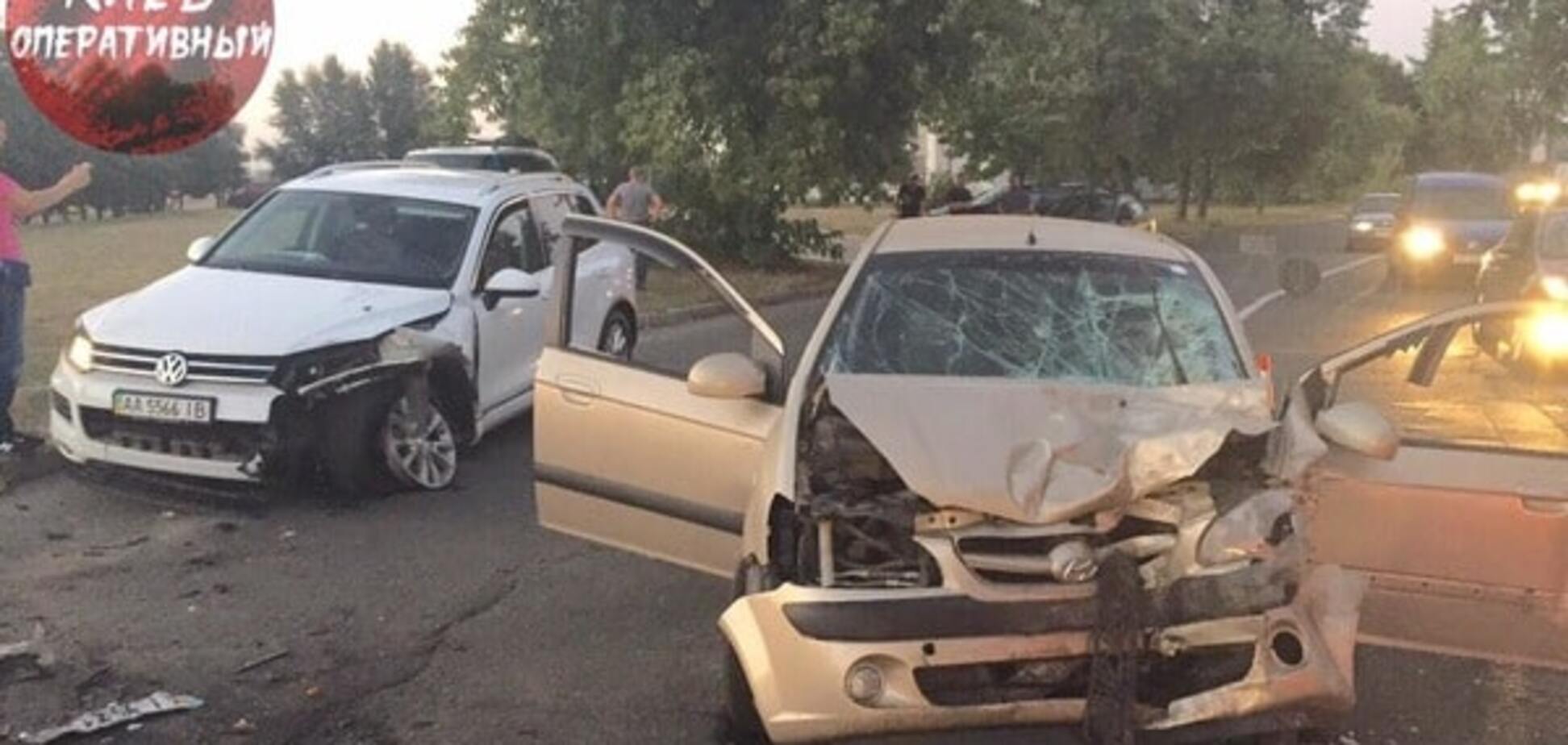Смертельна ДТП у Києві: водій вилетів на зустрічну