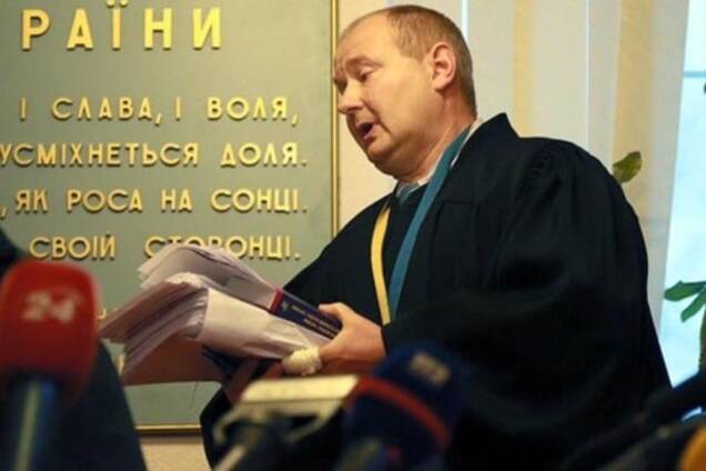 Сытник предположил, что Чаус продолжает скрываться у 'бацьки'