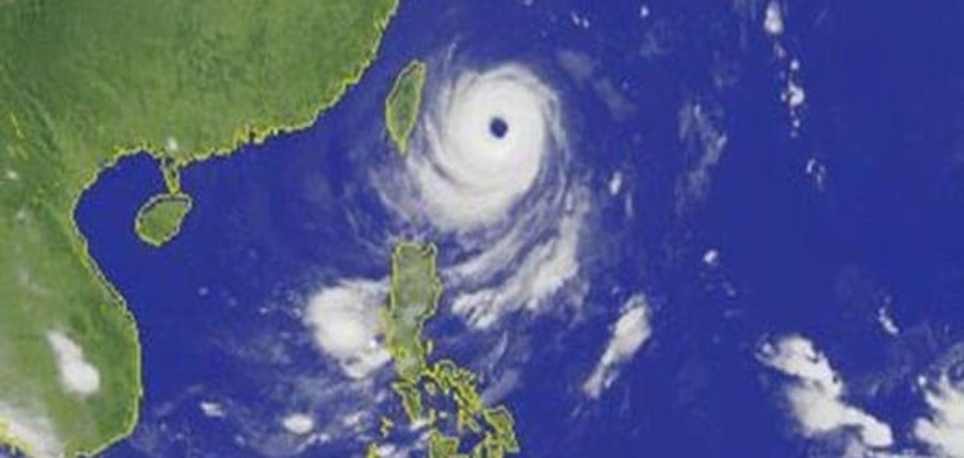 Тайвань накрив найпотужніший за останні 20 років тайфун