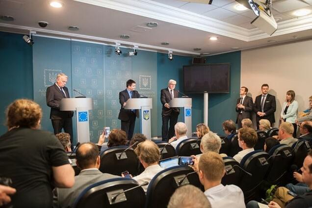 Штайнмаєр про вибори у Криму: ми не визнаємо анексію півострова