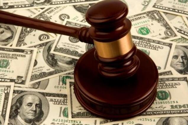 Автопарки и миллионные подарки: Transparency показала, как живут судьи в Украине