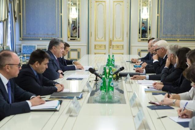 Порошенко висловив надію, що ЄС продовжить санкції проти Росії з 15 вересня