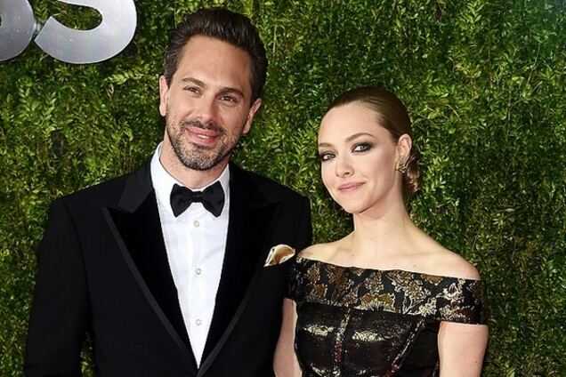 Аманда Сейфрид выходит замуж: фото помолвочного кольца актрисы