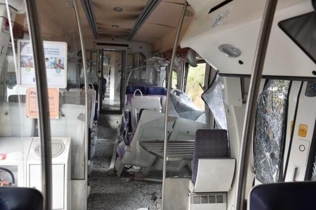 Во Франции поезд столкнулся с грузовиком: пострадали 12 человек. Фотофакт