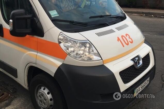 ЧП на киевском вокзале: в поезде ранили мужчину