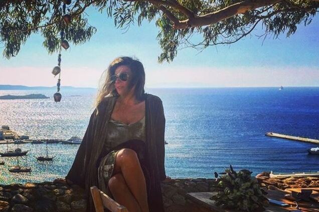 Когда работа в радость: Жанна Бадоева показала счастливые мгновения в Греции