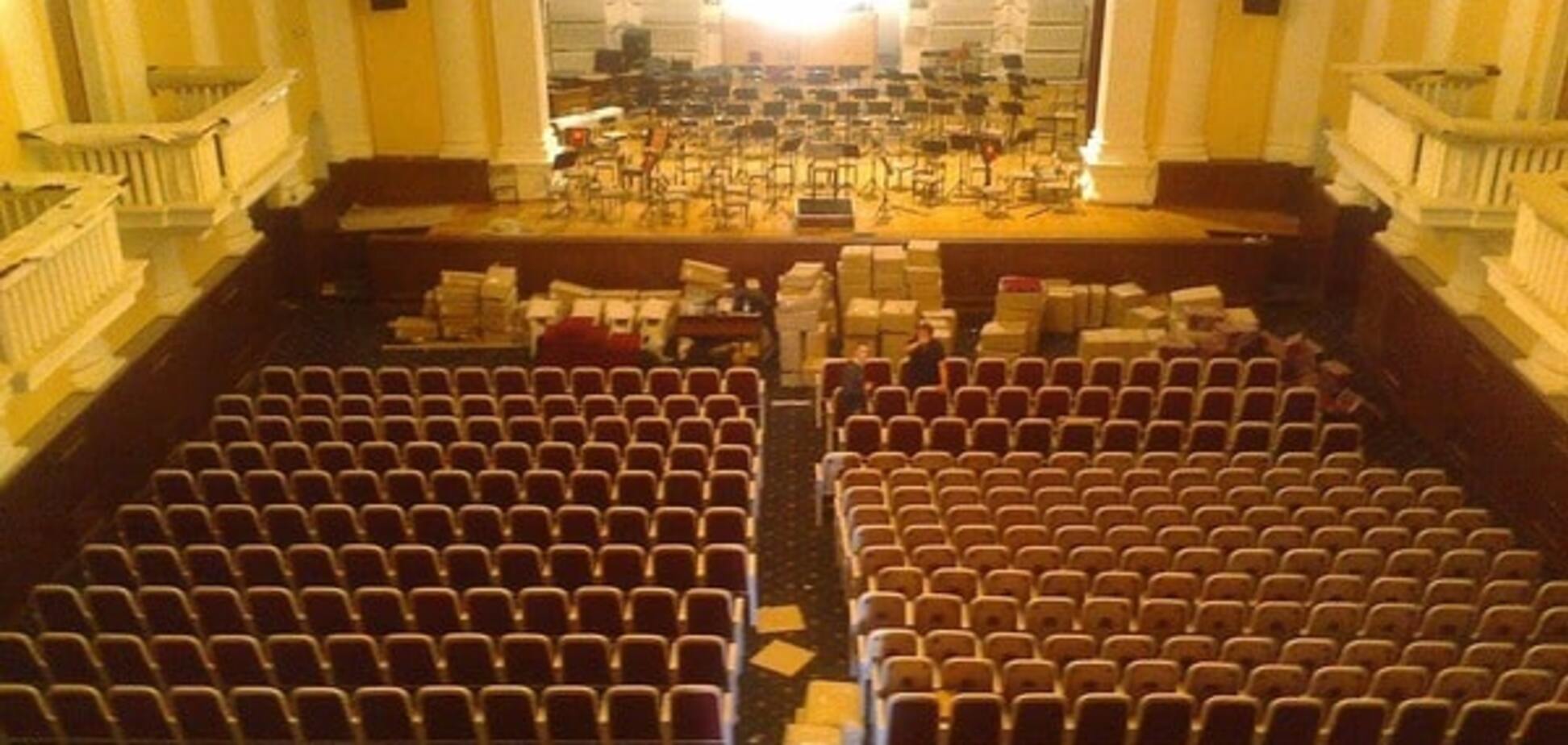 В Запорожье полностью обновили зал филармонии