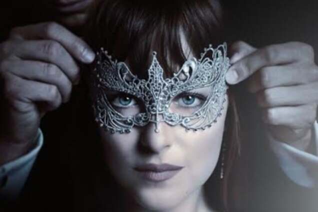 Трейлер эротического фильма 'На 50 оттенков темнее' обогнал 'Звездных войн'