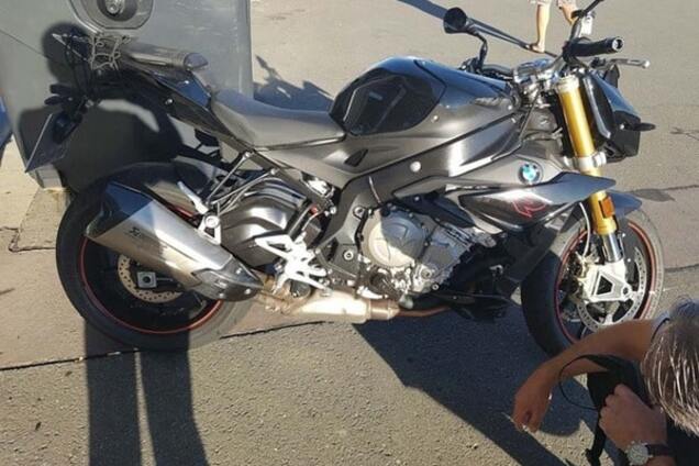 В Германии фотошпионам удалось заснять BMW S1000R 2017