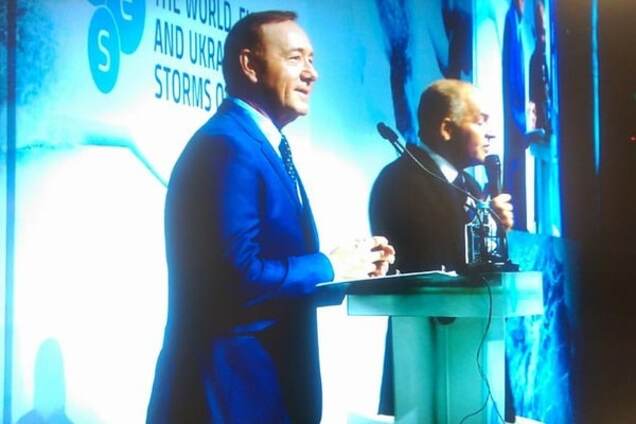 Спеціальний гість: на зустрічі YES у Києві виступив із промовою 'президент США'