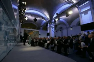Президент Украины Петр Порошенко на саммите YES