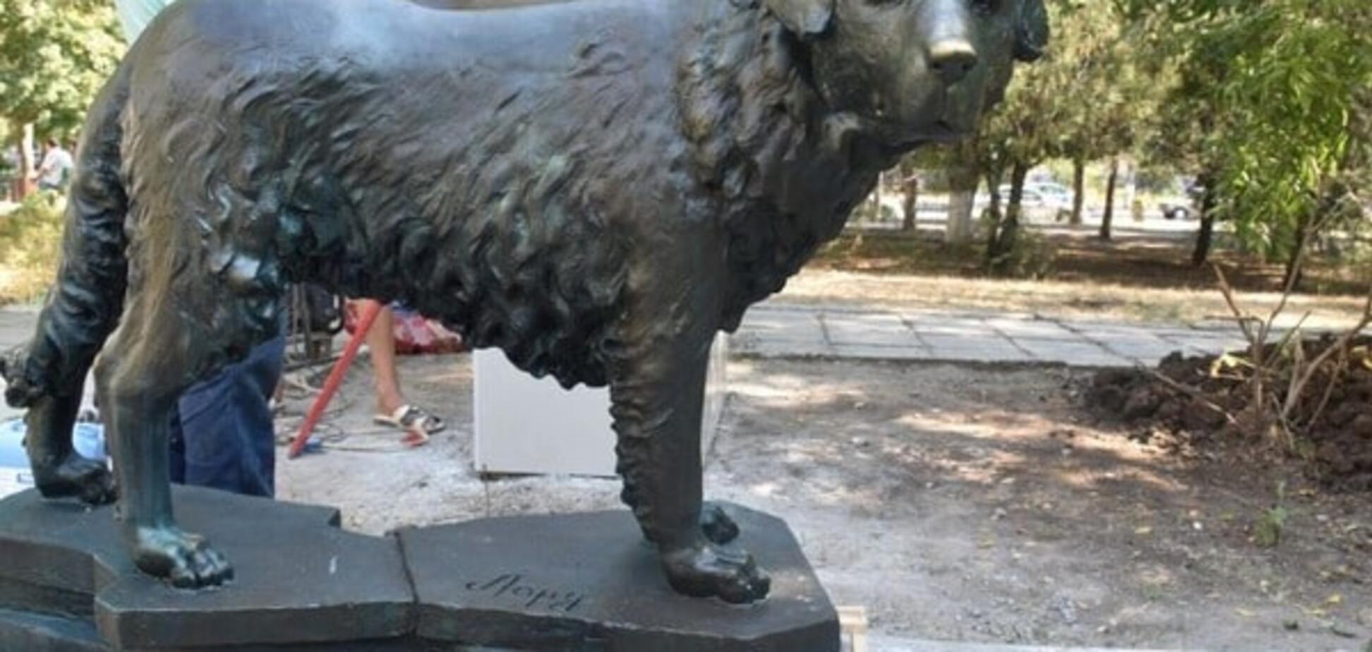 Символ собачьей верности: на Одесщине открыли памятник 'украинскому Хатико'. Опубликованы фото