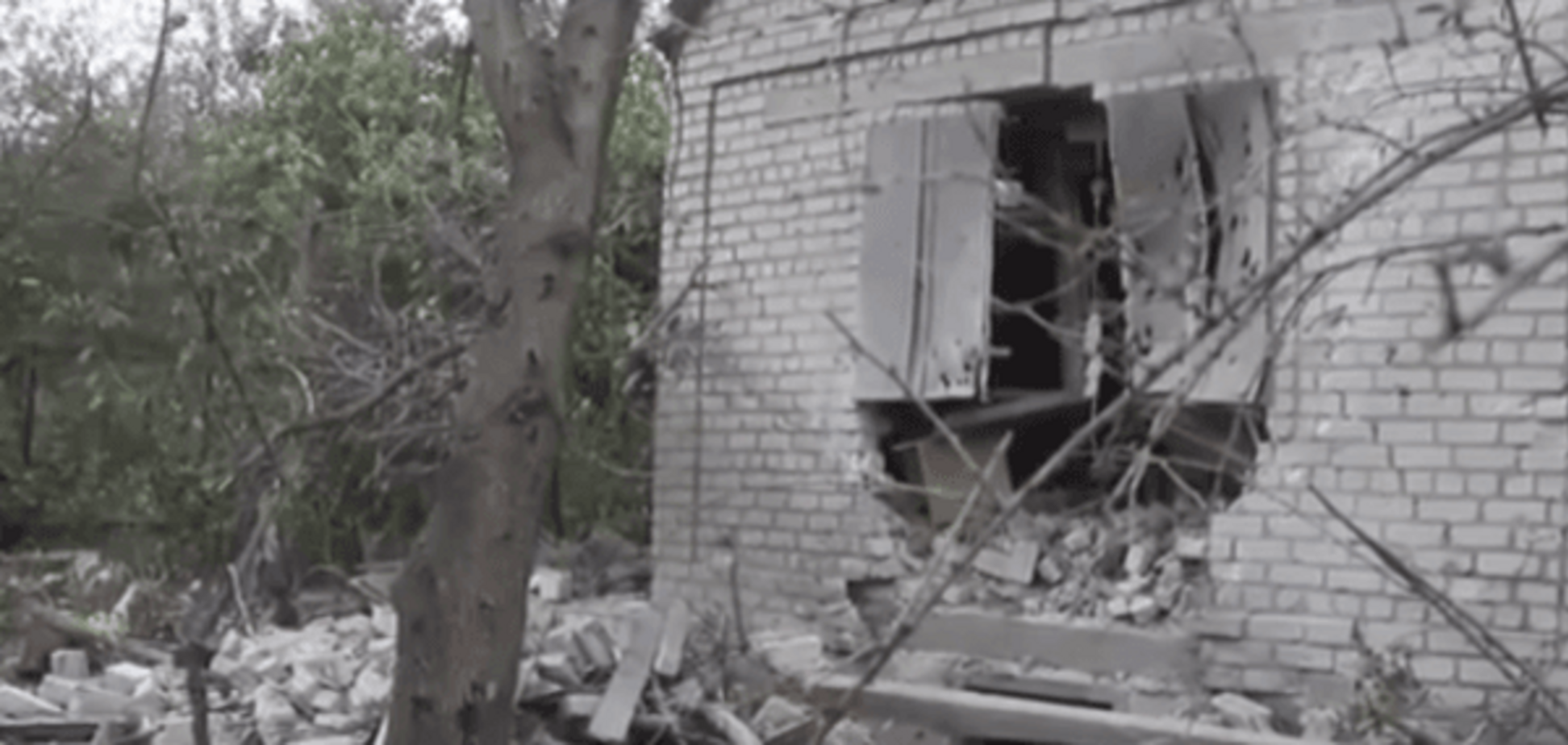 Украинские военные показали последствия обстрелов Авдеевской промзоны в ночь 'перемирия'. Опубликовано видео