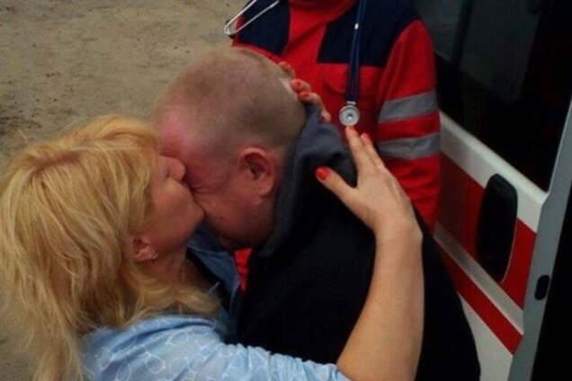 Звільнені з полону Жемчугов і Супрун прибули на підконтрольну Україні територію