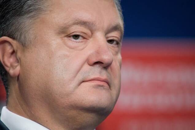 Чекаємо зі США: Луценко анонсував допит Порошенка ГПУ