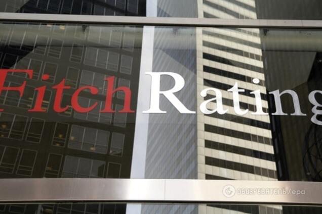 Рано расслабляться: Fitch увидело угрозу сотрудничеству Украины с МВФ