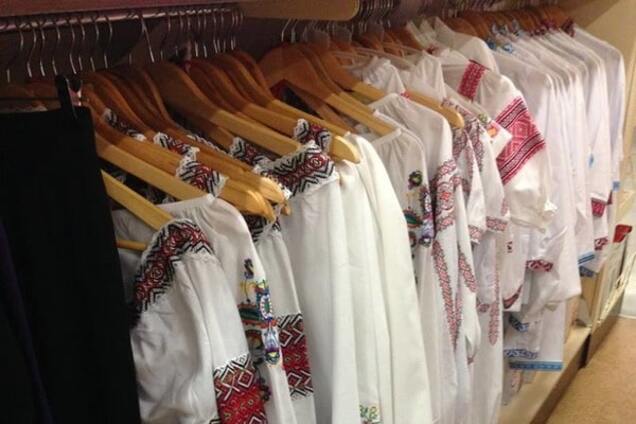 Мегазрада в 'ДНР': террористов взбесила продажа украинских вышиванок в центре Донецка