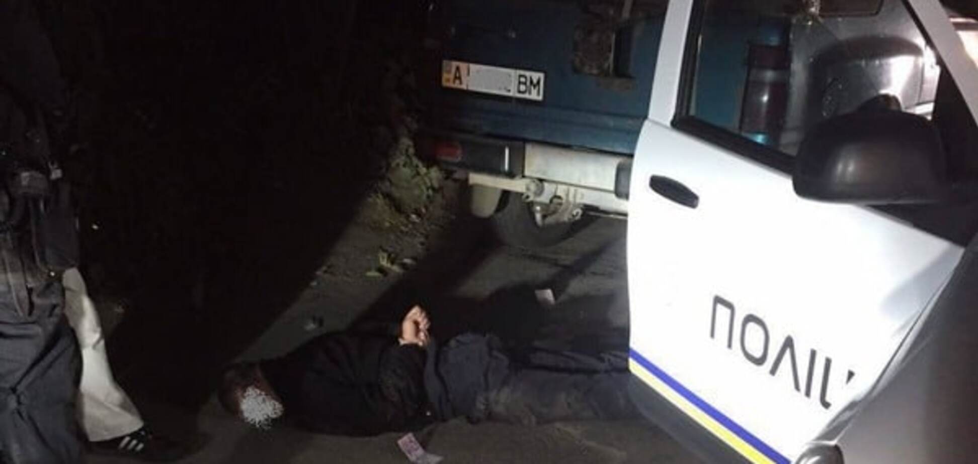 Чтобы не штрафовать за пьянство: на Киевщине коп требовал от водителя взятку