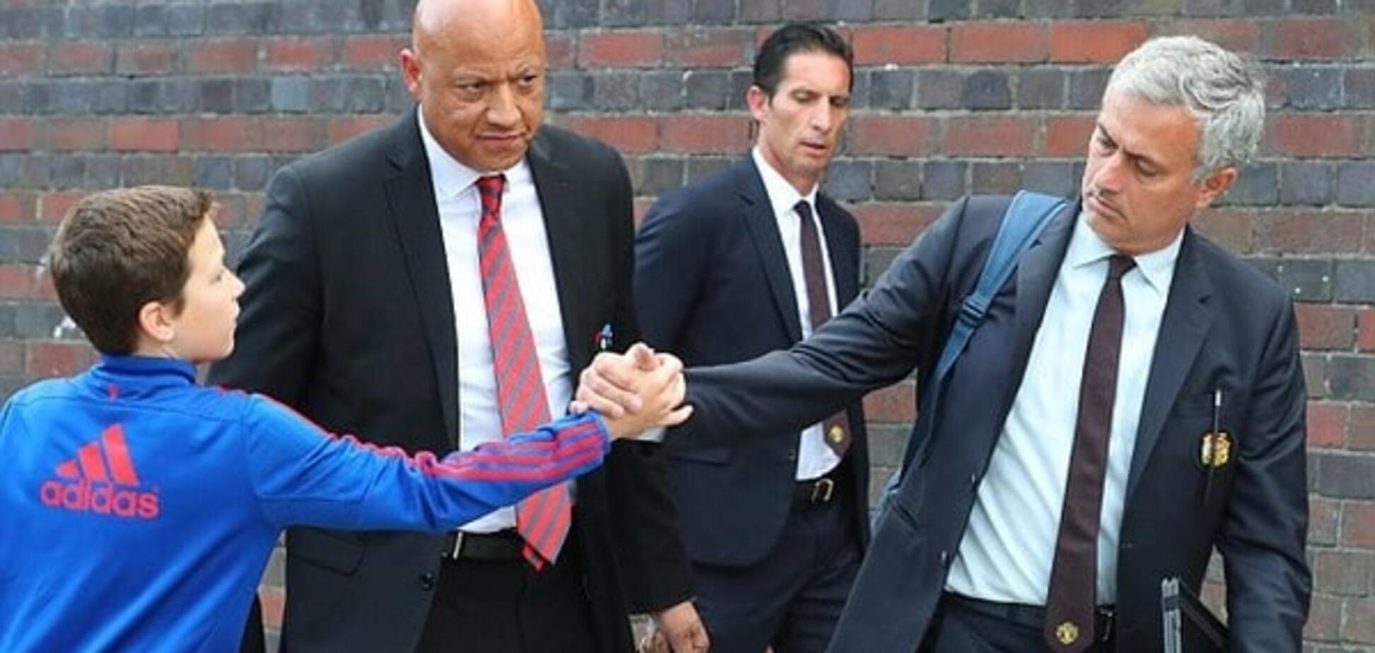 Моуриньо оригинально наказал звезд 'Манчестер Юнайтед' после очередного поражения: фотофакт