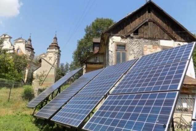 Сонячна енергія в українському селі - перший досвід