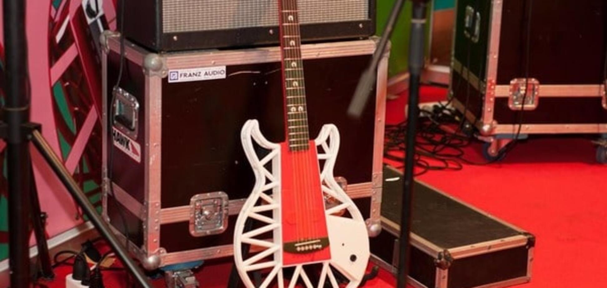 Группа Fontaliza сыграла на первой в Украине гитаре, отпечатанной на 3D-принтере