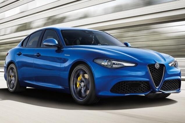 У Alfa Romeo Giulia появится 'быстрая' модификация Veloce: фото
