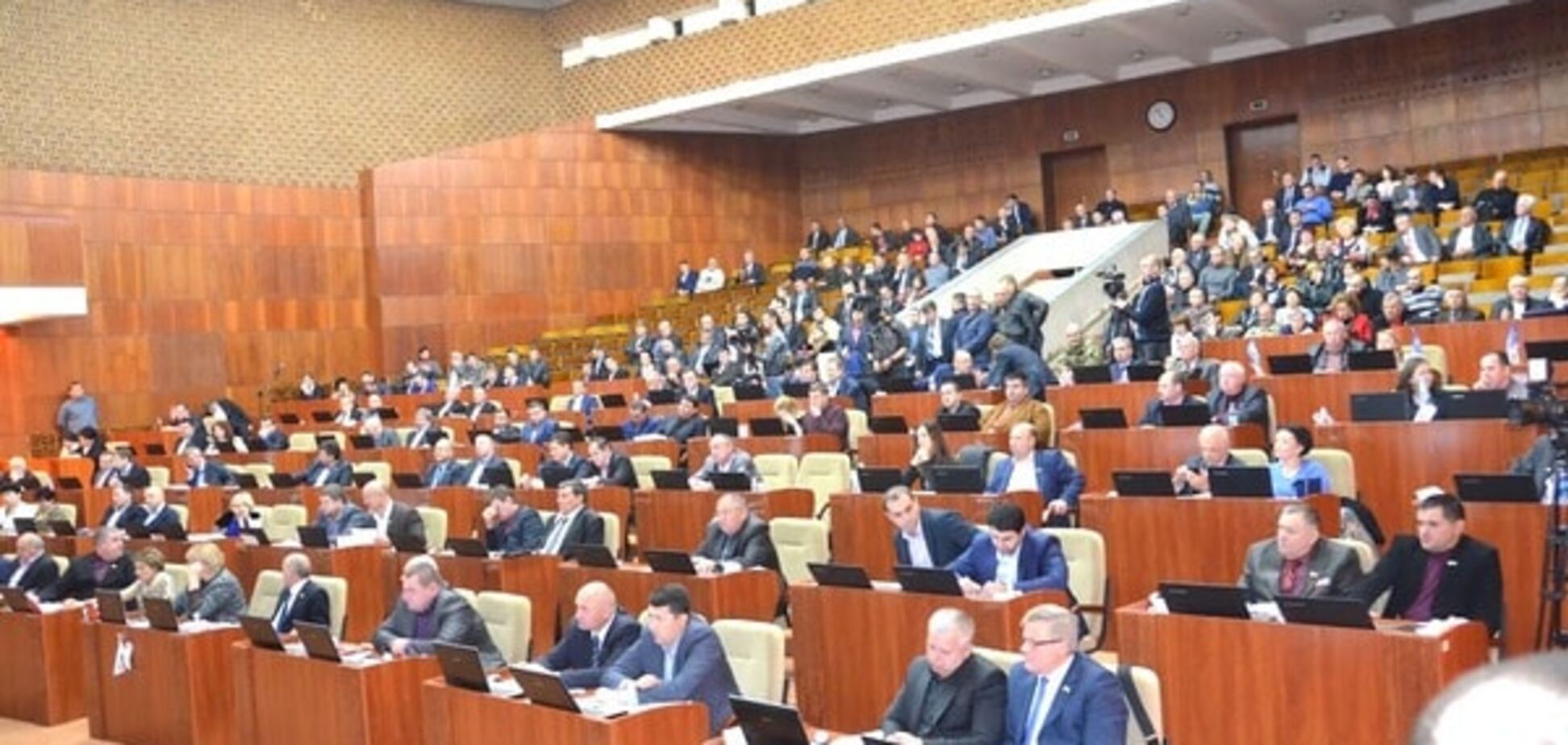 Полтавский облсовет поддержал разграничение полномочий с центральной властью - СМИ