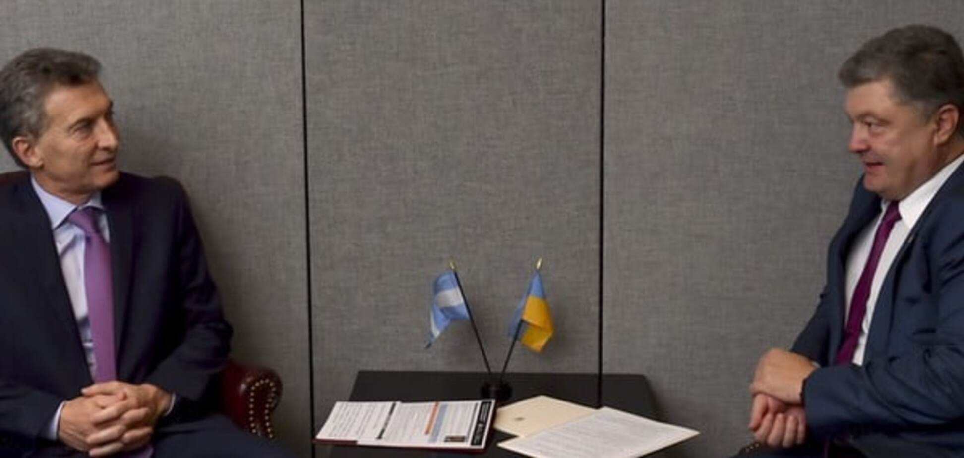 Впервые в истории: Порошенко провел переговоры с премьером Новой Зеландии и президентом Аргентины