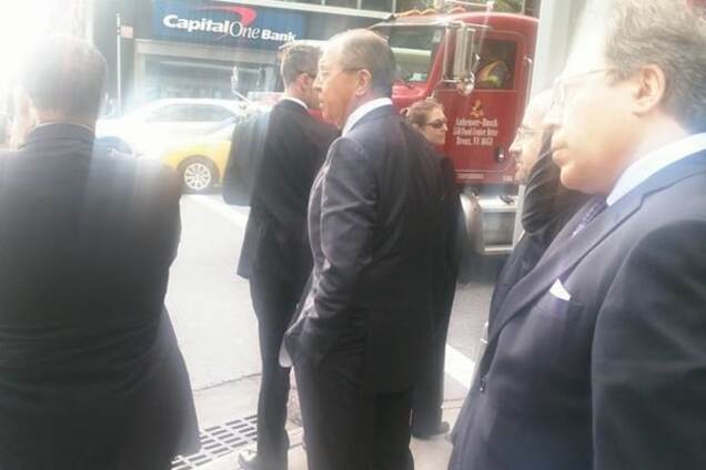 Обама 'змусив' Лаврова пішки діставатися в ООН