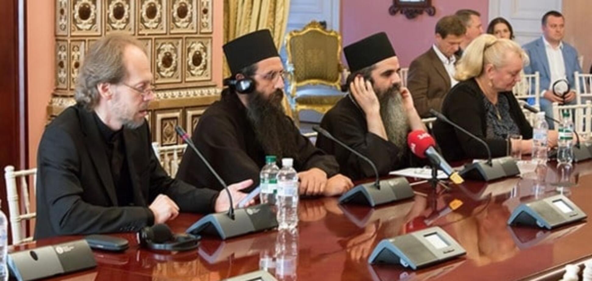 Познать свое я: Киев посетили монахи с Афона